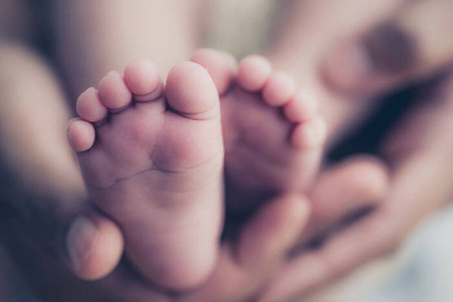 Baby's Feet - Lifestart Foundation