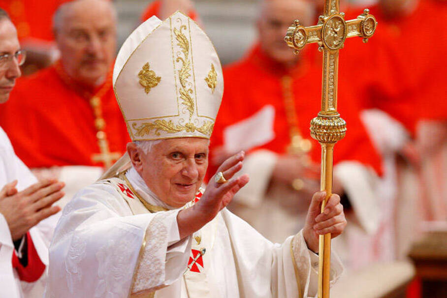 Mass for Pope Emeritus Benedict XVI
