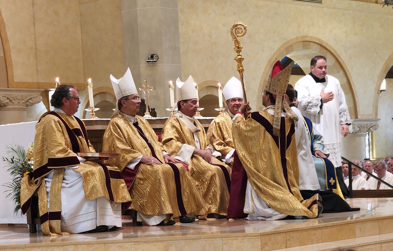 Bishop Malesic participates in ordination, installation of new Columbus bishop