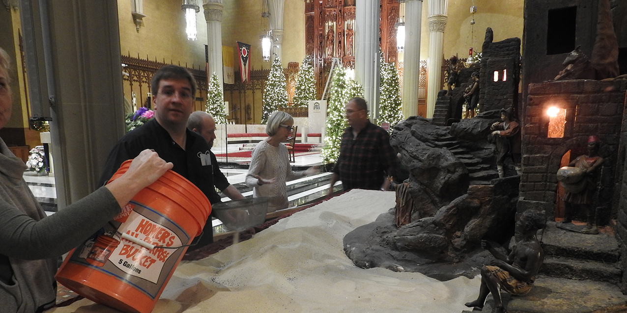 Volunteers, staff decorate cathedral for Christmas season