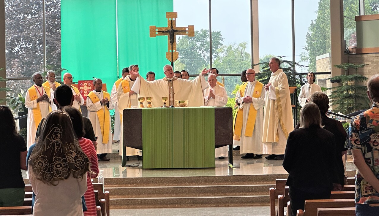 Congregation of the Blessed Sacrament gathers for Eucharistic Congress