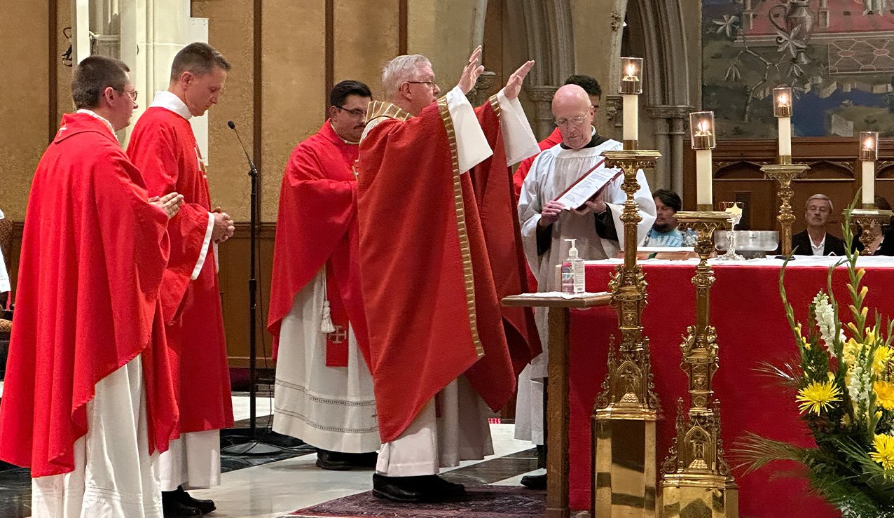 Bishop Woost celebrates annual golden wedding anniversary liturgy
