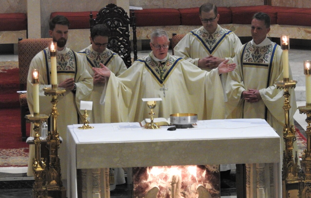 Mass, procession, XLT, mark transition to diocesan Eucharistic Revival
