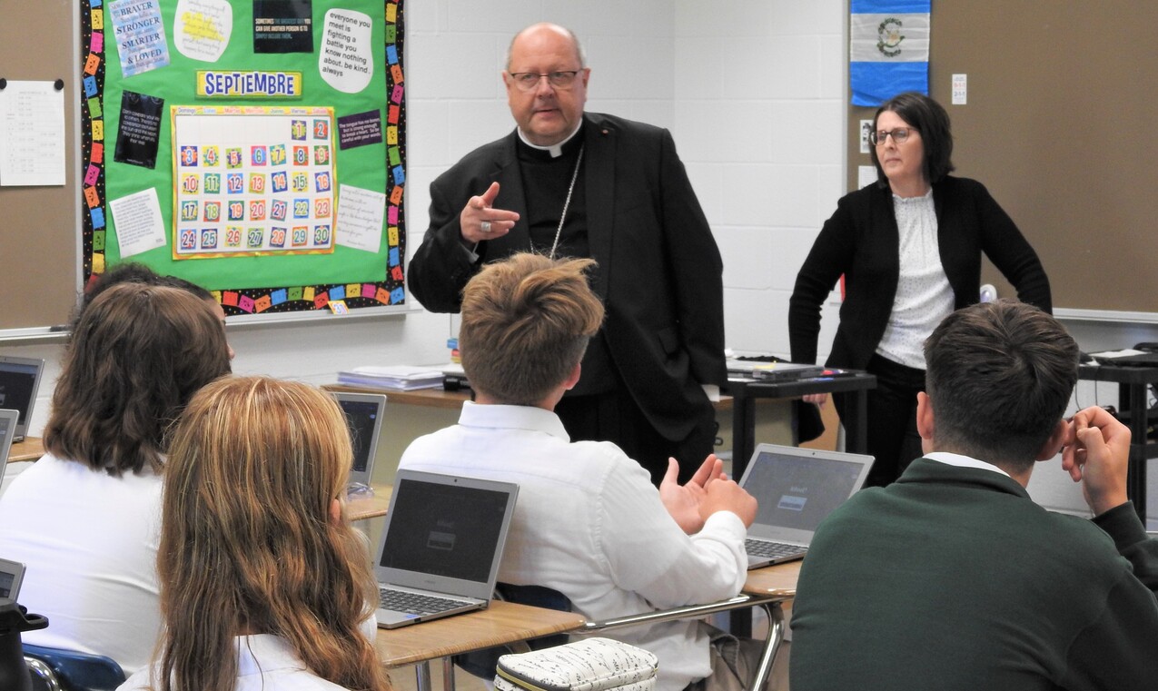 Lake Catholic High School welcomes bishop for Mass, tour, lunch