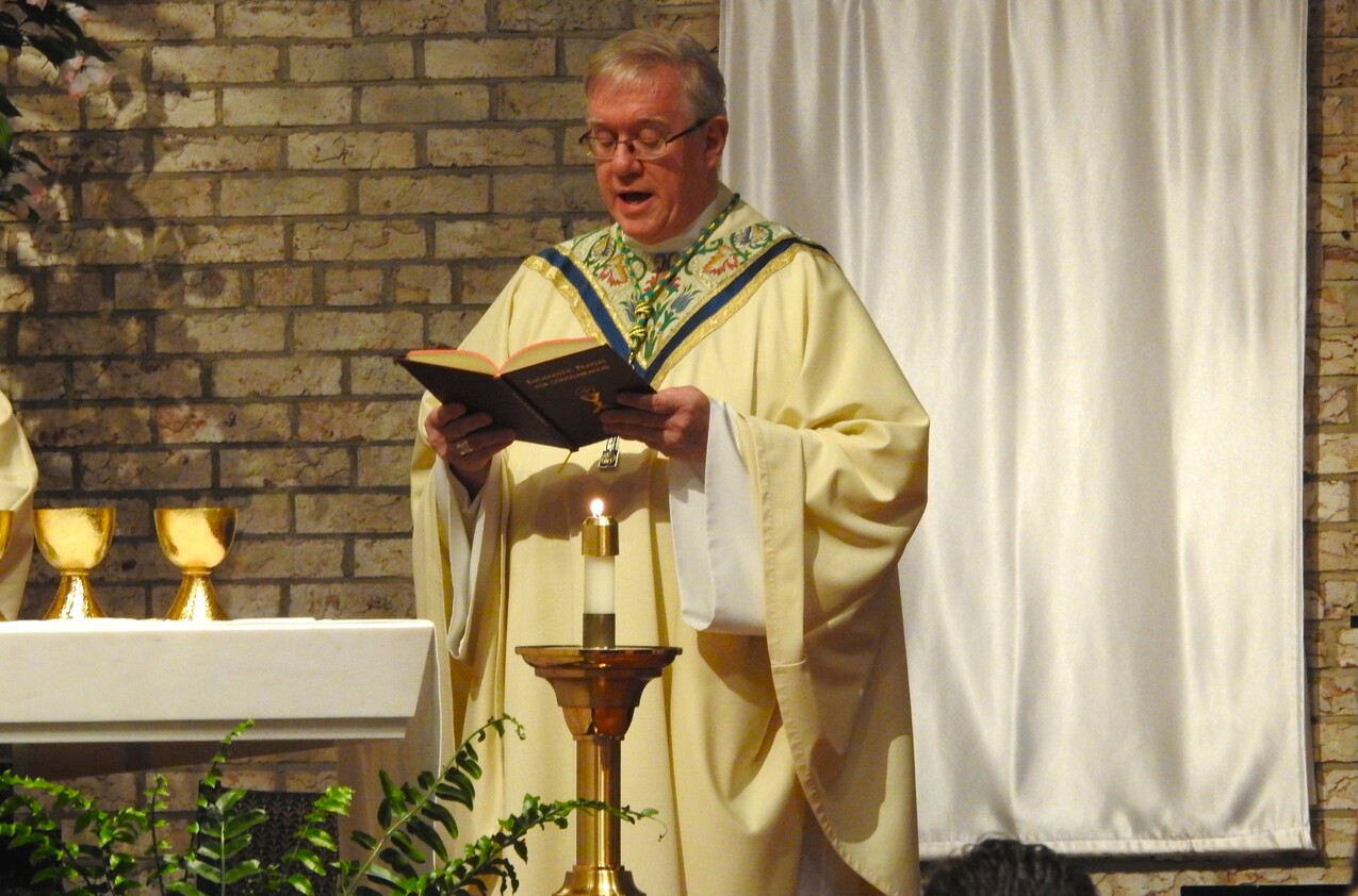 Diaconate community celebrates ordination jubilees at Mass, reception