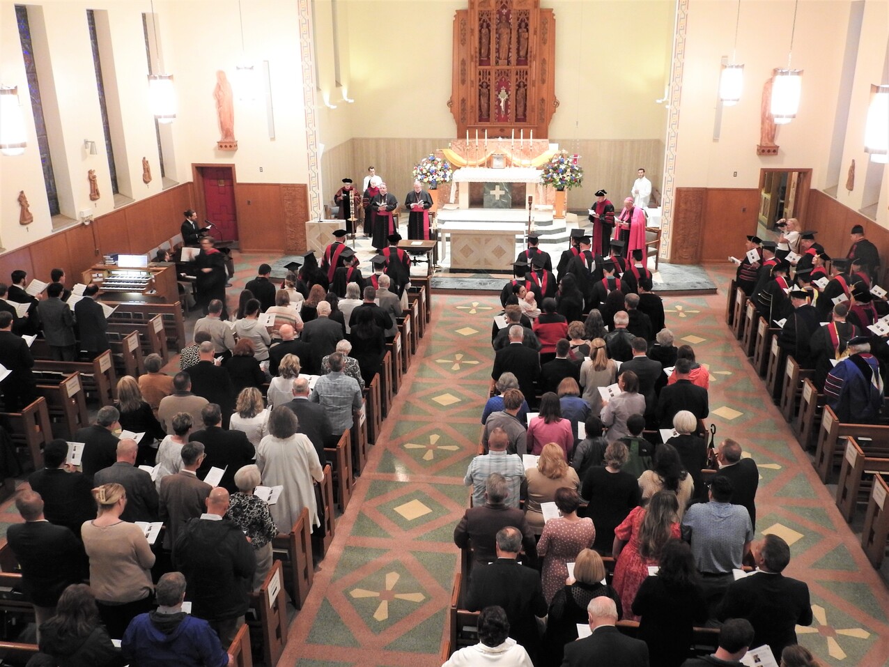 Youngstown’s Bishop Bonnar addresses Saint Mary Seminary grads