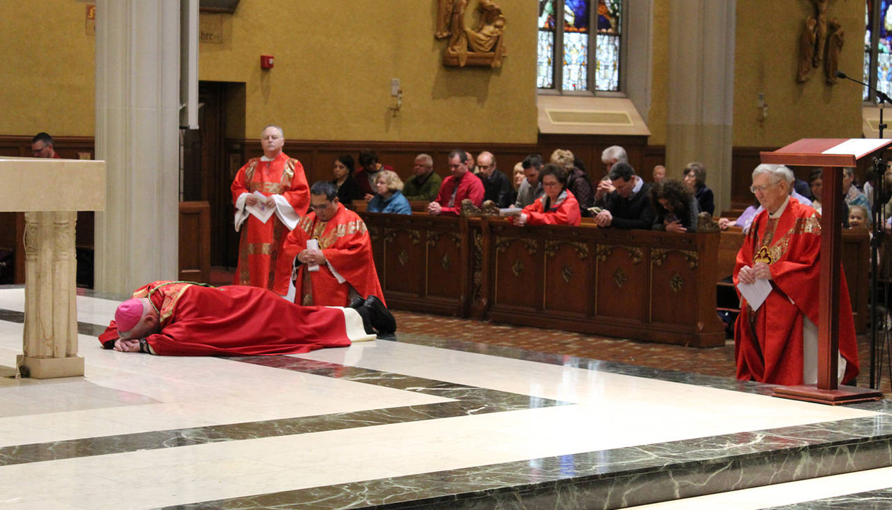 Bishop Perez Asks The Faithful To Reflect Upon The Cross During Good ...