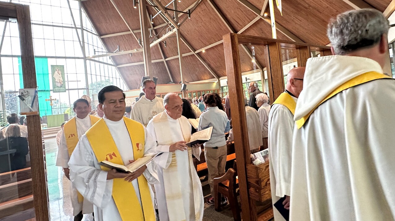 Congregation of the Blessed Sacrament gathers for Eucharistic Congress