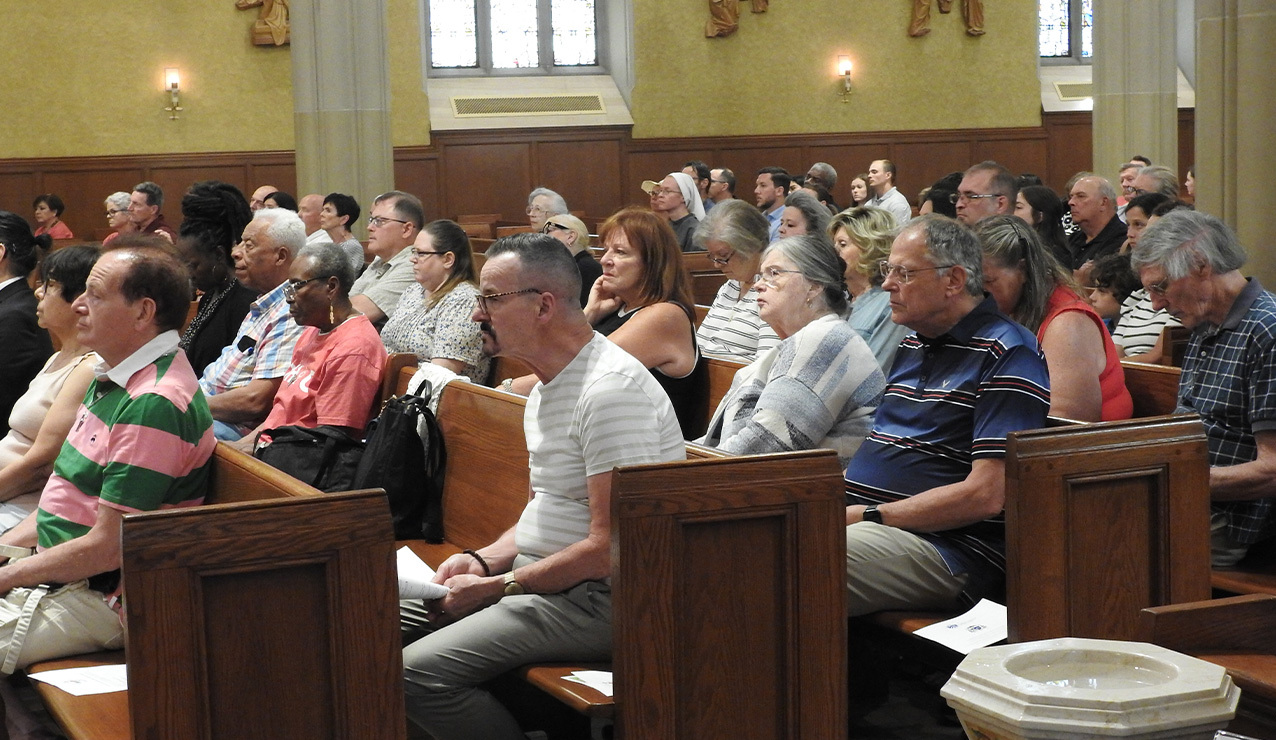 Faithful sent on mission at Eucharistic Revival closing Mass