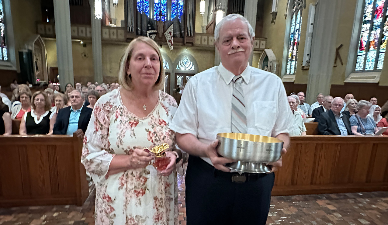 Bishop Woost celebrates annual golden wedding anniversary liturgy
