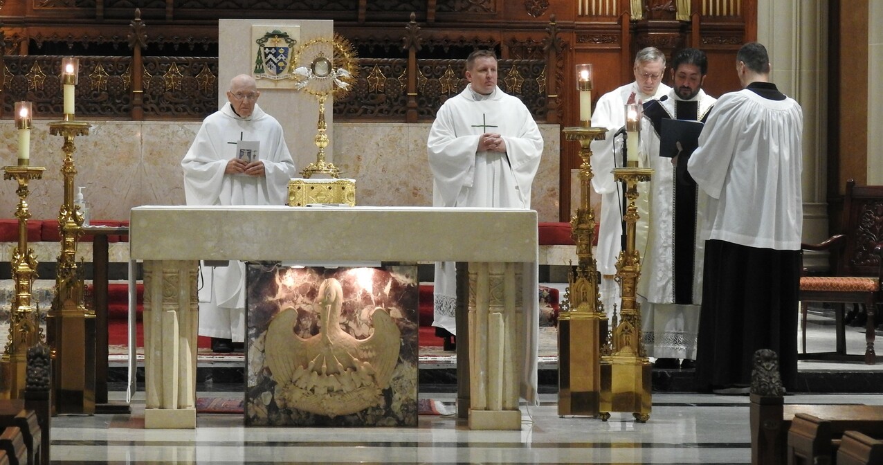 Mass, procession highlight diocesan Legion of Mary centennial celebration