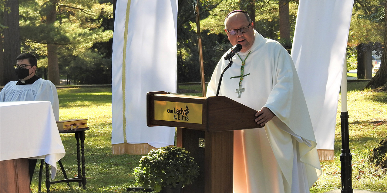 Outdoor Mass, picnic lunch highlight bishop’s visit to Our Lady of the Elms