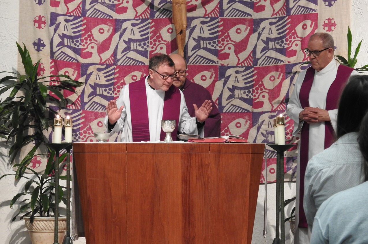 Lent is a time for renewal, bishop tells John Carroll community