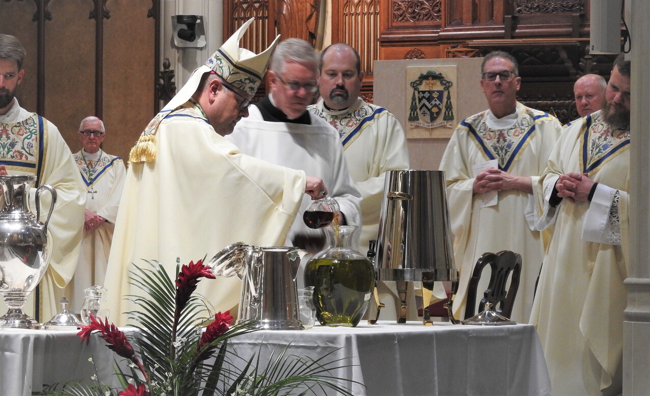 Blessing of sacramental oils, renewal of priestly promises highlight annual chrism Mass