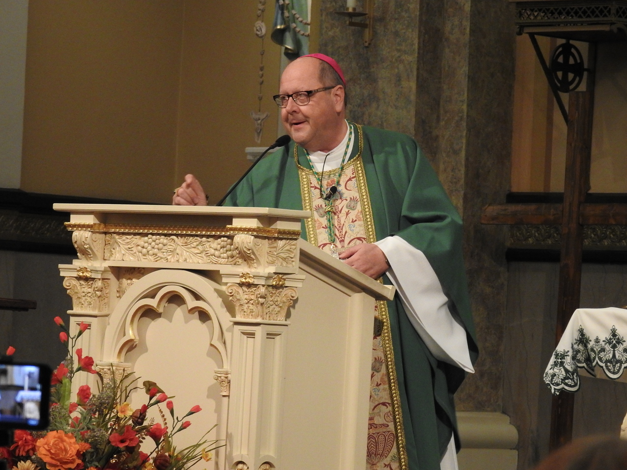 Bishop Malesic celebrates Mass during visit to St. John Nepomucene Parish