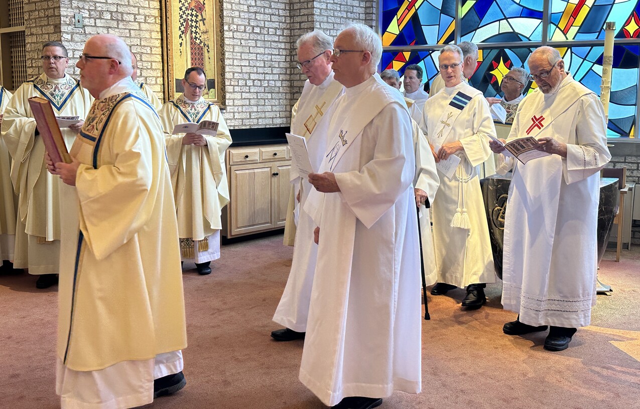 Diaconate community celebrates ordination jubilees at Mass, reception