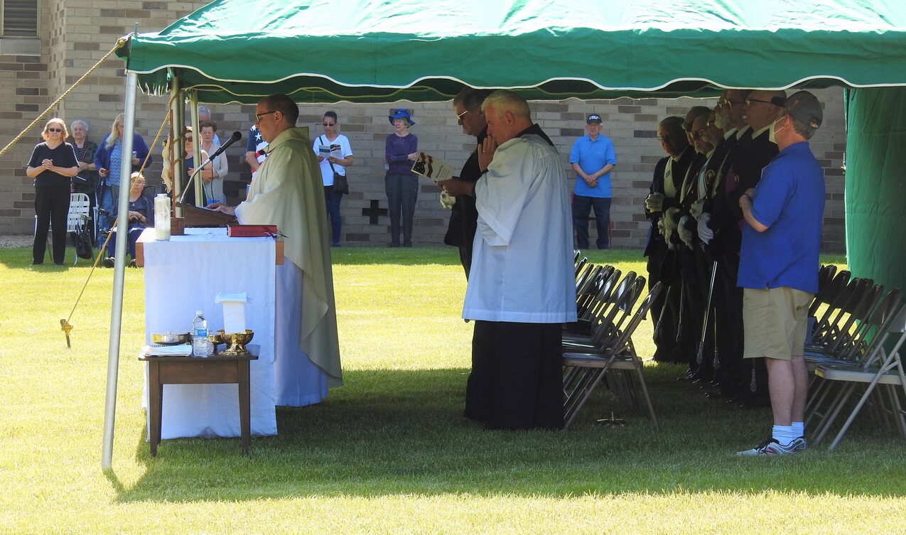 Cemetery Masses honor those who gave their lives serving God and country