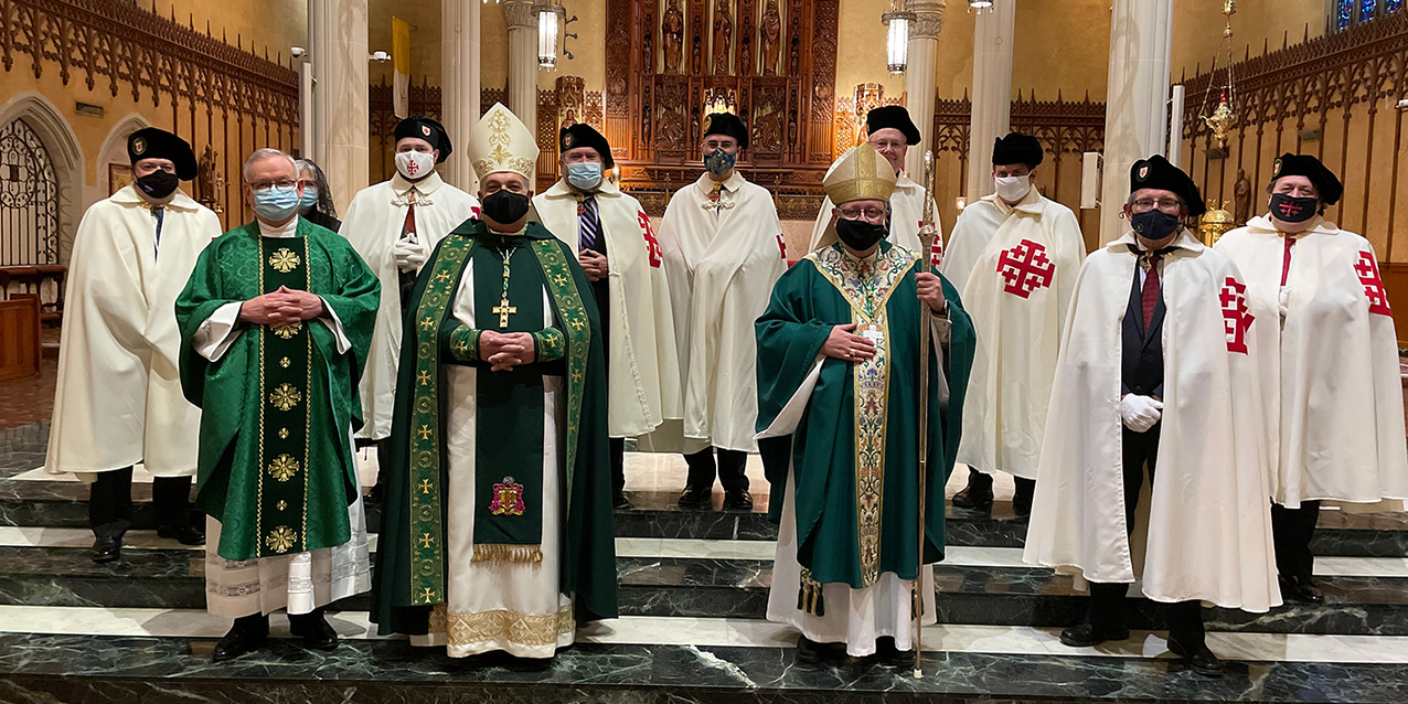 Knights of the Holy Sepulchre attend annual Mass at cathedral