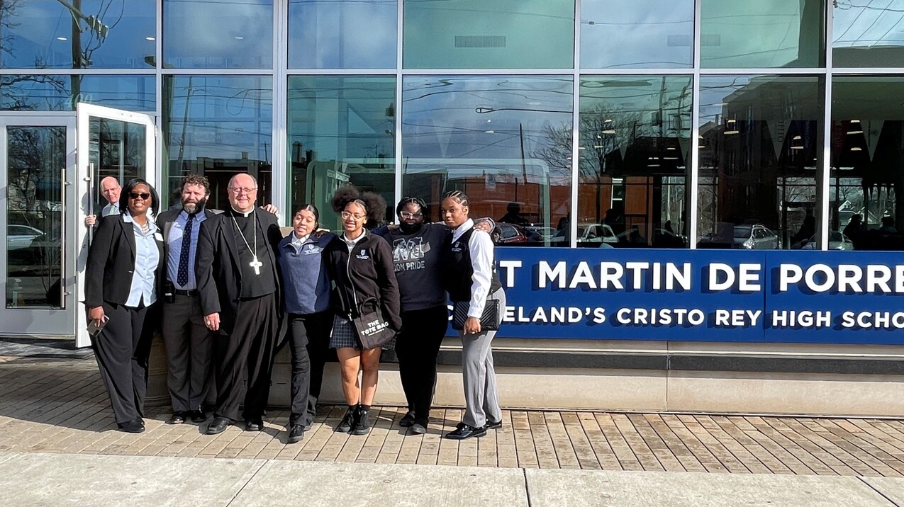 ‘Put your faith in Christ the King,’ bishop tells Saint Martin de Porres students