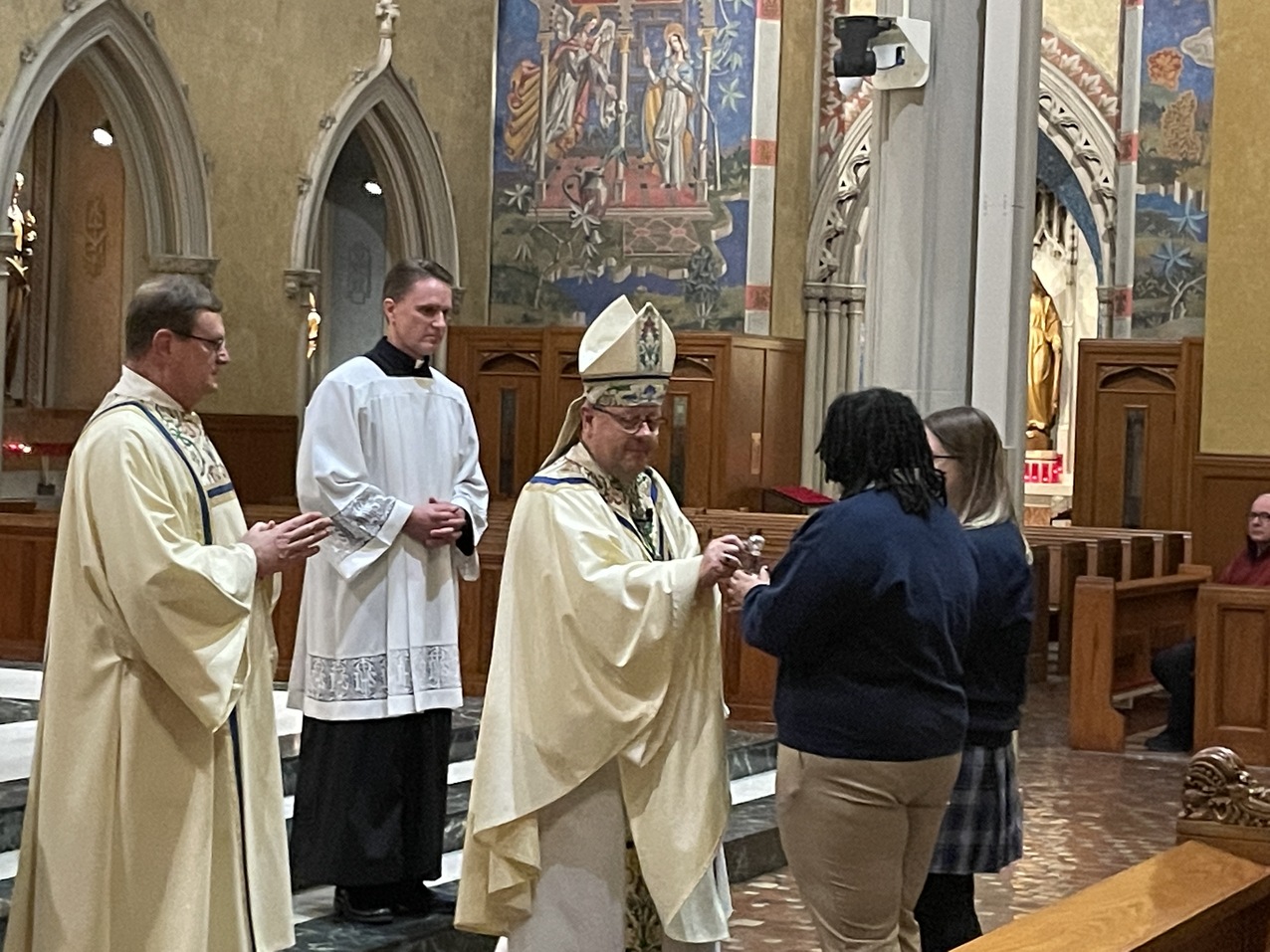 Students gather in cathedral for annual diocesan Mass for Life