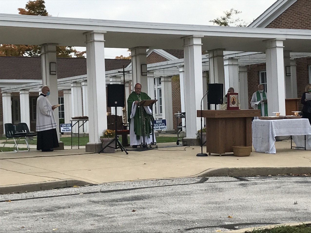 Surprise! Bishop Malesic celebrates outdoor Mass at Our Lady of Victory Parish