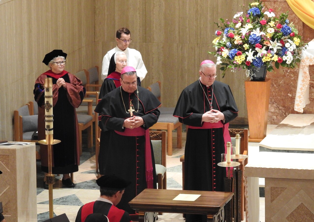 Youngstown’s Bishop Bonnar addresses Saint Mary Seminary grads