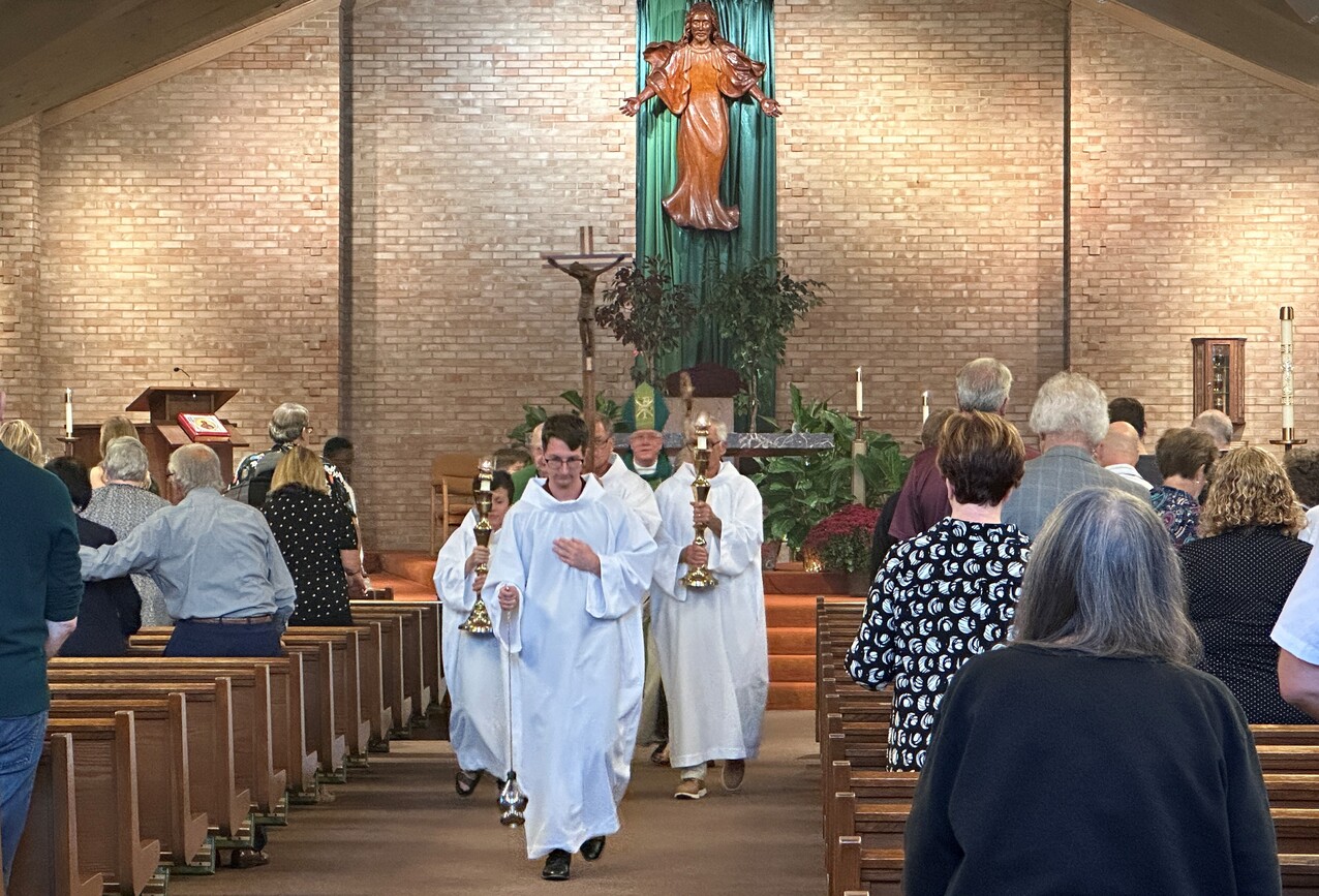 Our Lady of Victory Parish opens 80th anniversary year with Mass, reception