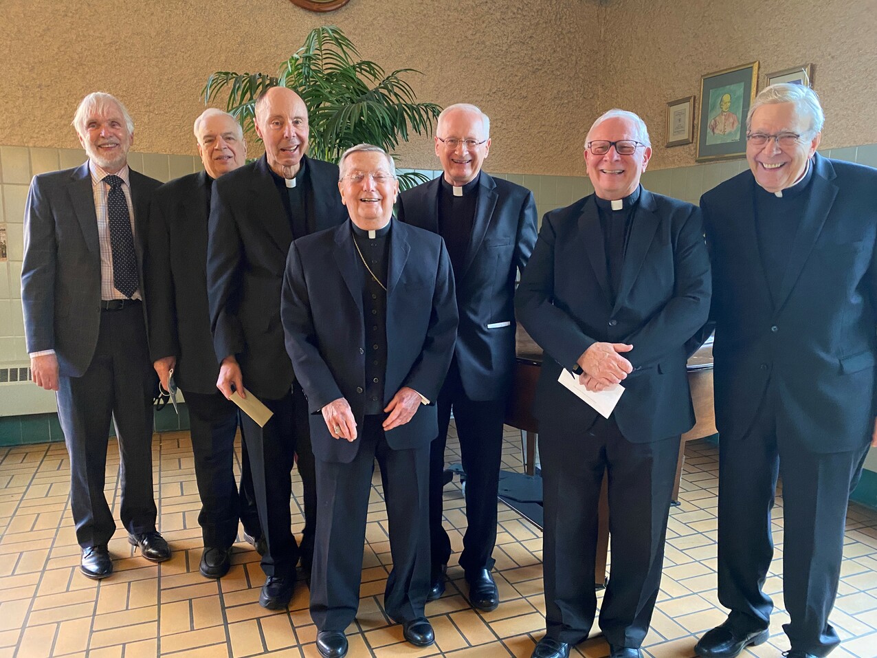 Saint Mary Seminary celebrates service of retiring faculty, staff members