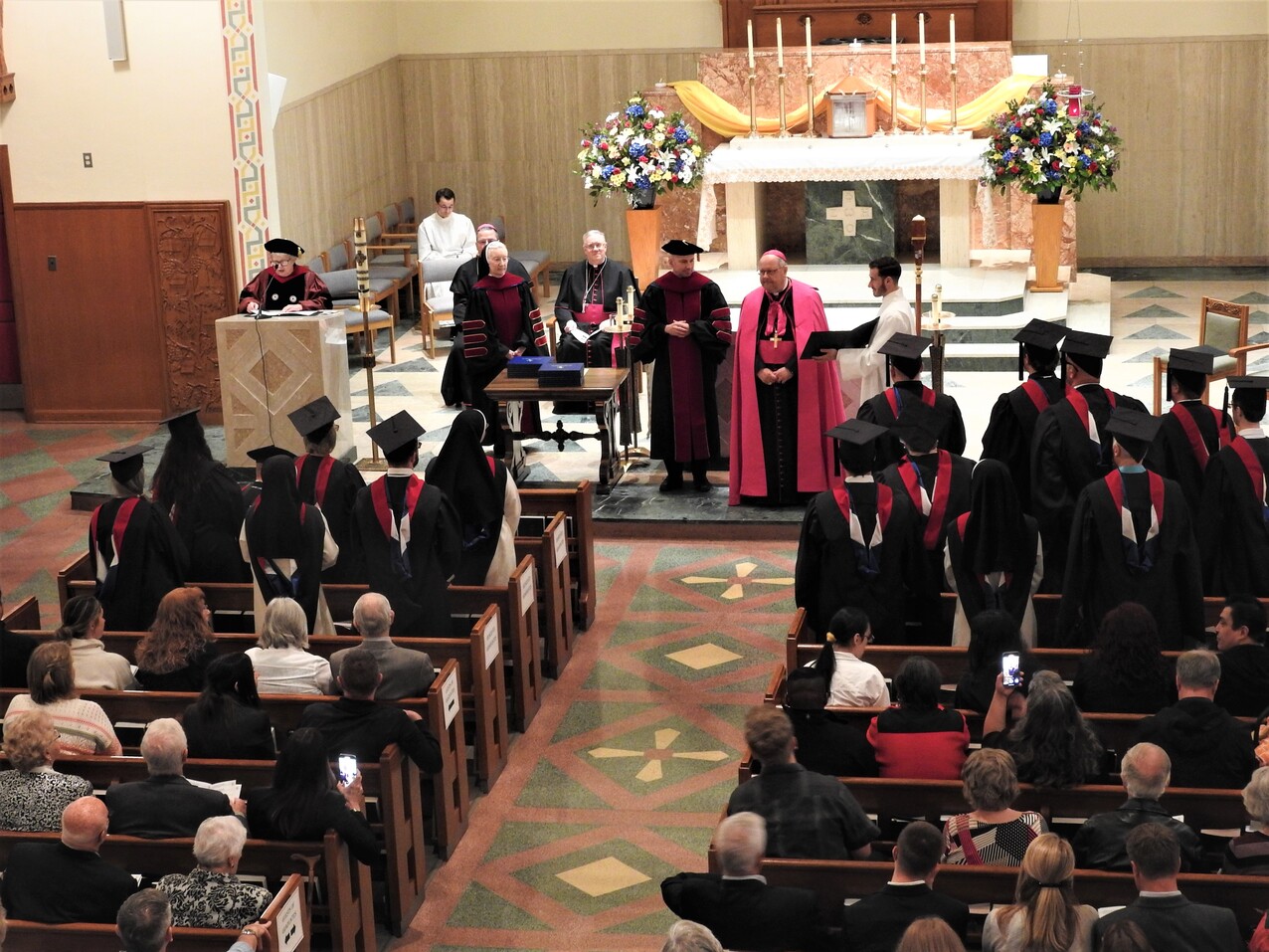 Youngstown’s Bishop Bonnar addresses Saint Mary Seminary grads