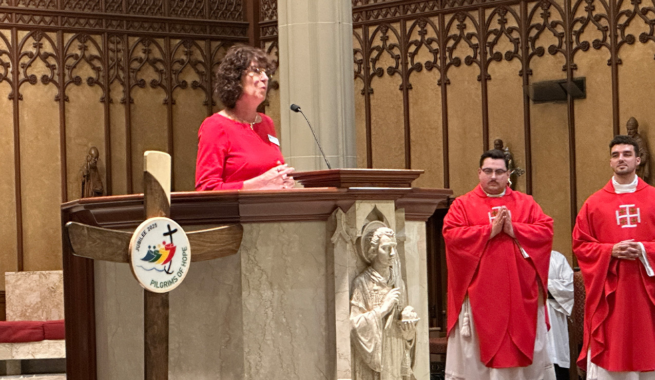 Bishop Woost celebrates annual golden wedding anniversary liturgy